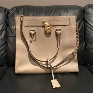MICHAEL KORS BAG